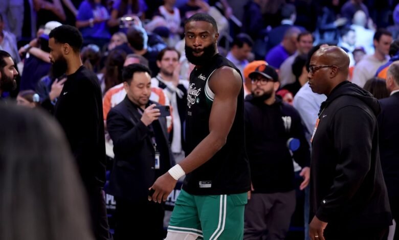 Informe: Jaylen Brown de Celtics puede necesitar una cirugía de rodilla Informe: Jaylen Brown de Celtics puede necesitar una cirugía de rodilla