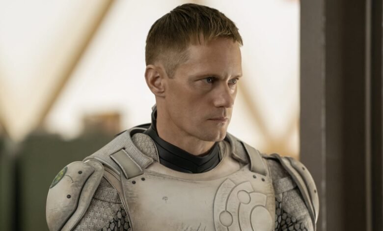 Revisión de ‘Murderbot’: Alexander Skarsgård lidera una adaptación encantadora de un favorito de ciencia ficción