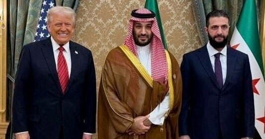 Trump se reúne con el nuevo líder de Siria, un ex militante islamista, después de anunciar sanciones para ser levantadas