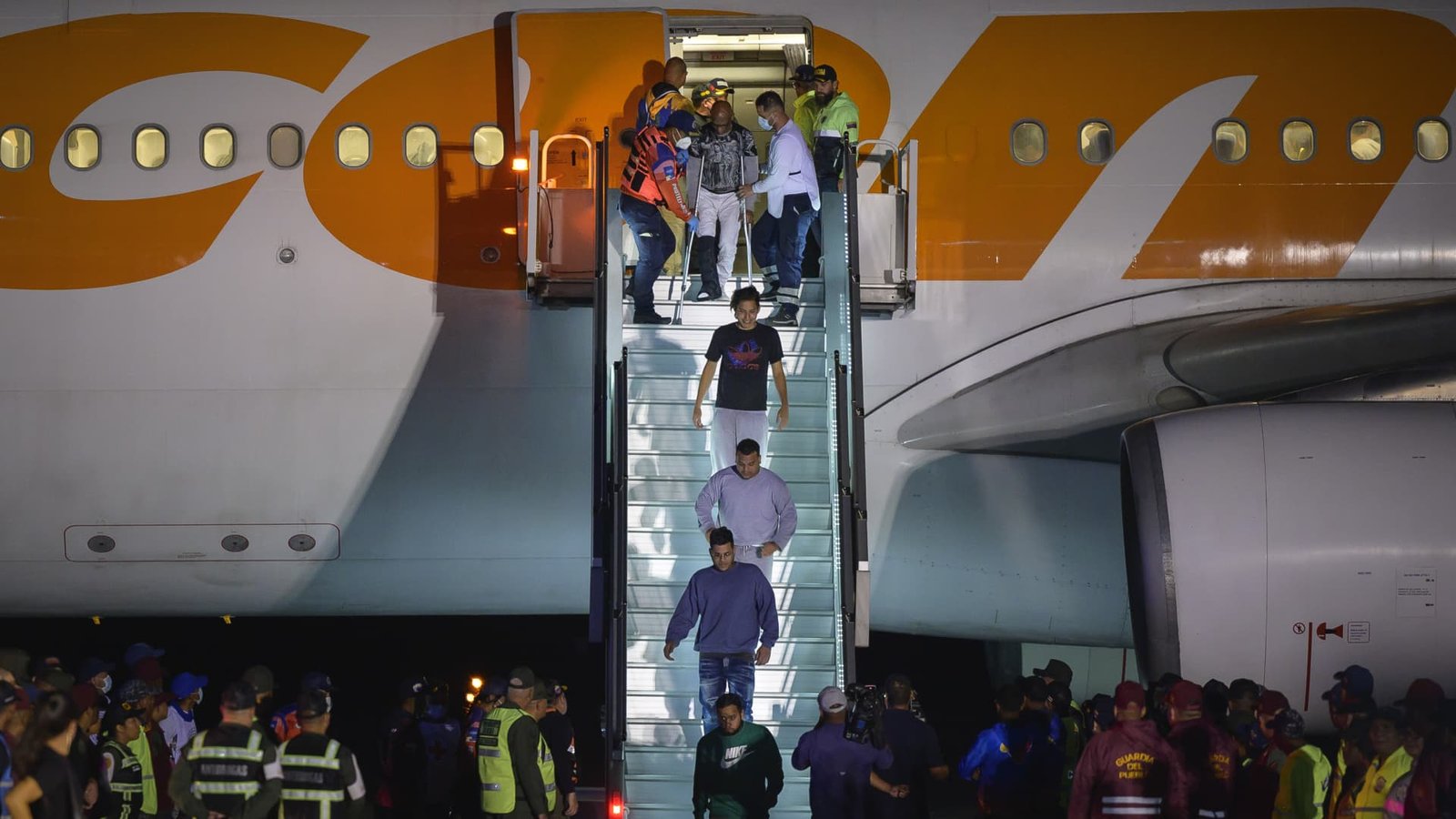 108162882-1750718327595-gettyimages-2206144771-VENEZUELA_REPATRIATION_FLIGHTS.jpeg