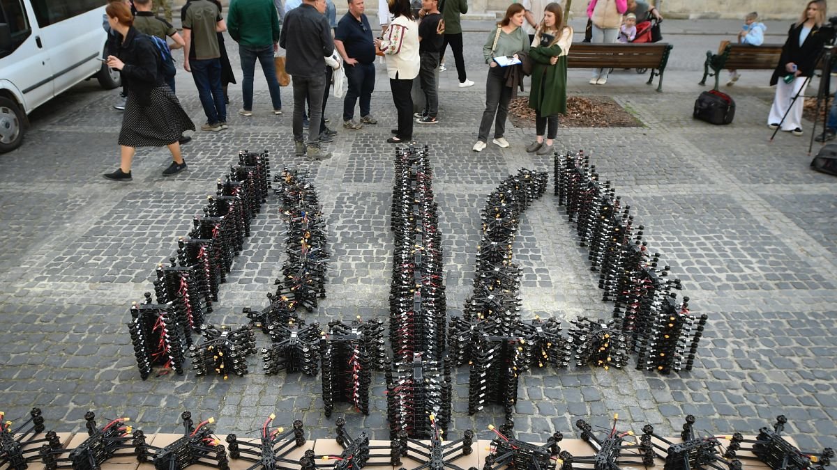 ‘Operation Spiderweb’: cómo Ucrania destruyó más de un tercio de los aviones militares rusos