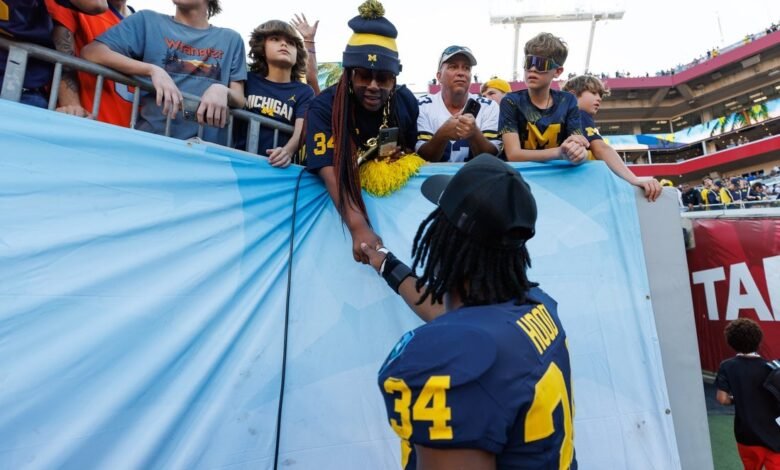 Robinson de cuatro estrellas WR Robinson se comprometió con Michigan