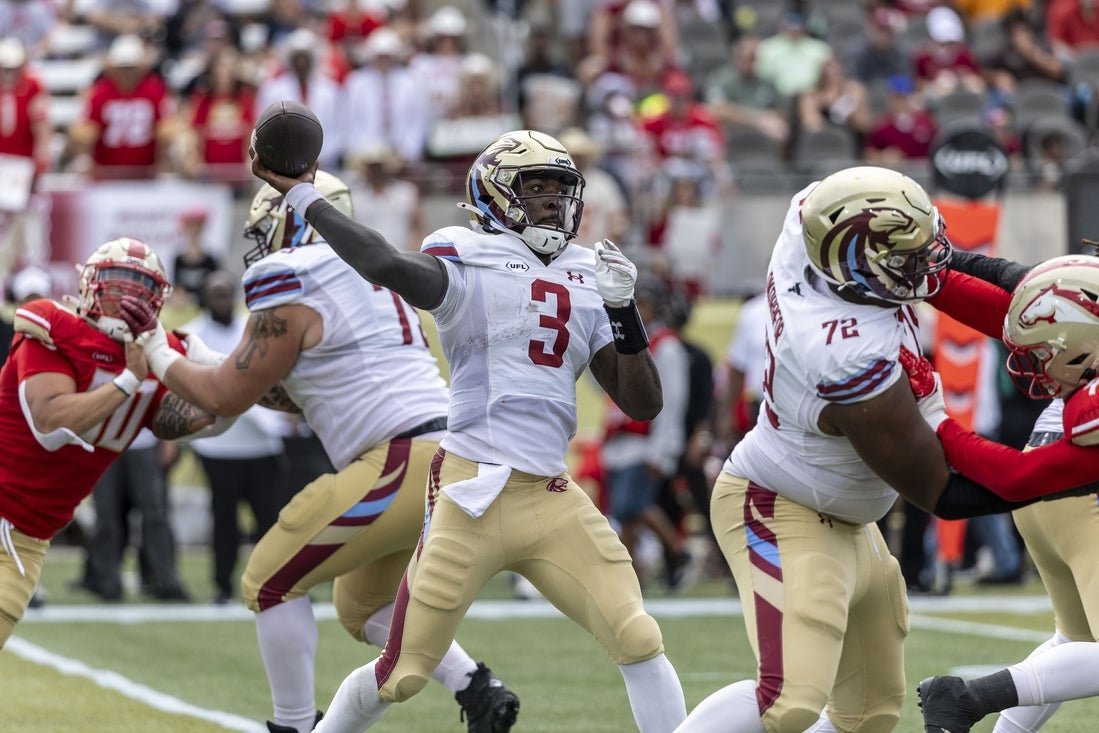 Panthers QB Bryce Perkins ha nombrado a UFL atacando a Poy