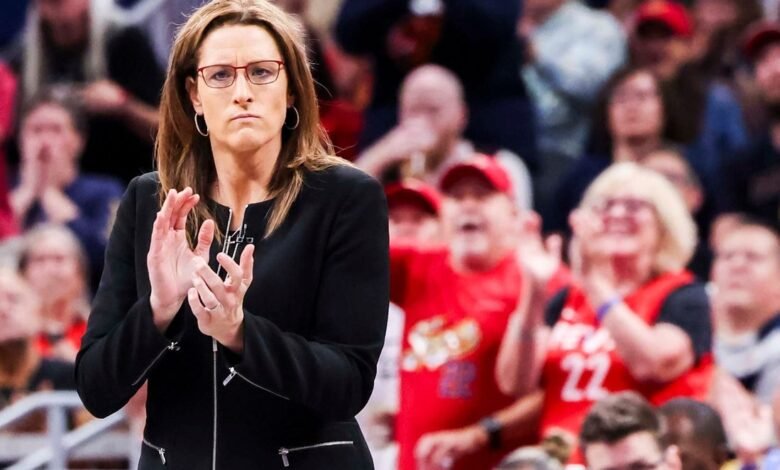 El entrenador Fever Stephanie White se perderá el juego en comparación con Valkyries El entrenador Fever Stephanie White se perderá el juego en comparación con Valkyries