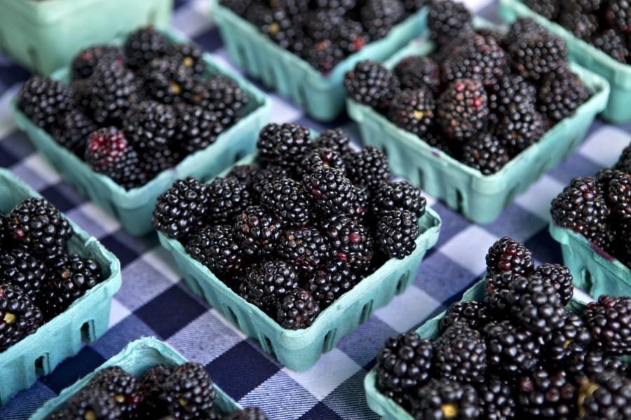 Estos 2 elementos agregados a la lista de ‘docena sucio’ de la mayoría de los productos contaminados con pesticidas