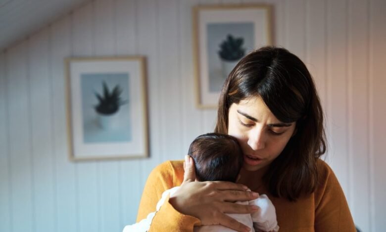 El estudio revela una disminución en la salud mental entre las madres estadounidenses El estudio revela una disminución en la salud mental entre las madres estadounidenses