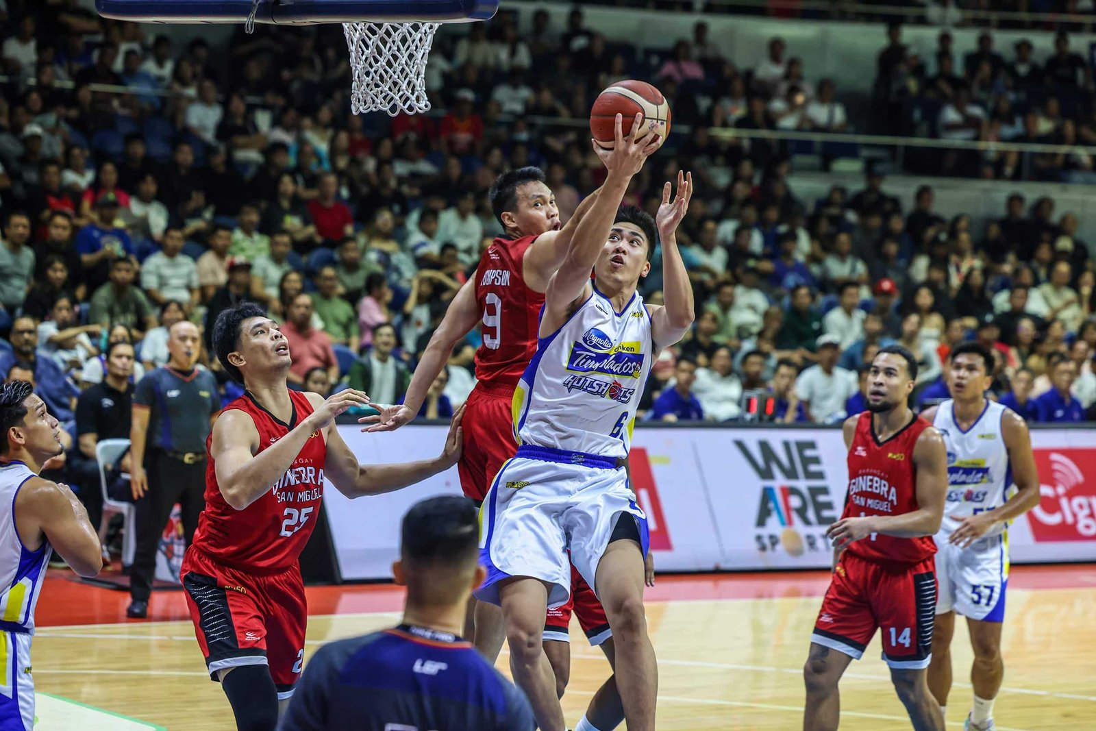 William Navarro ‘todavía se está ajustando’ en el debut de Magnolia