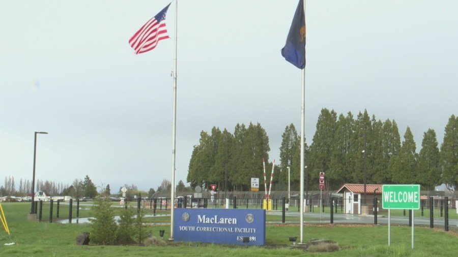 Las nuevas demandas revelan que 18 hombres adicionales alegan que el médico de Oya abusó de ellas