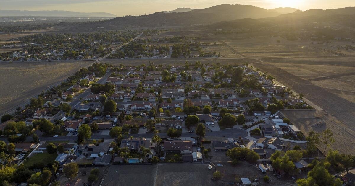 6 adolescentes SoCal, tan jóvenes como 14, disparados a la fiesta; 5 en condición crítica