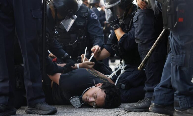 Cómo se llevó a la policía de Los Ángeles a la pelea de inmigración de Trump