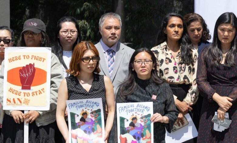 Los líderes asiáticoamericanos instan a las comunidades a apoyar a los latinos, denuncen las redadas de hielo