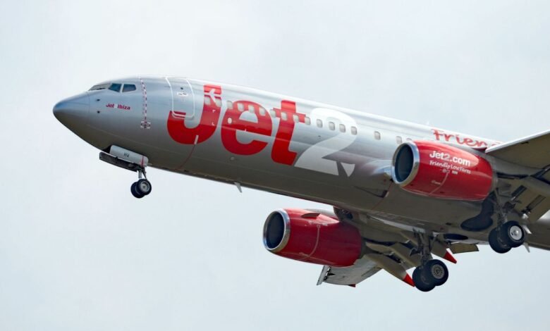 Jet 2 se une a Jet 2 Jess Glin en la Casa Blanca usando audio viral para video de exilio Jet 2 se une a Jet 2 Jess Glin en la Casa Blanca usando audio viral para video de exilio