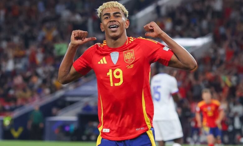 Lamine Yamal explotó debido a ‘f ****** molesto’ y arrogante en la ira del rango brutal del ganador de la Copa Mundial, después de aterrizar en agua caliente para el cumpleaños de Bash y el revoltijo de manos de Cristiano Ronaldo