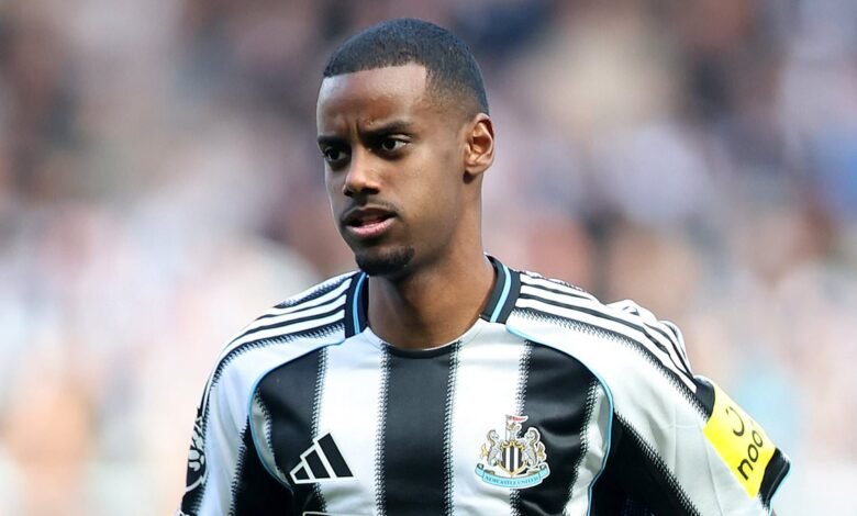 Eddie Howe ofrece actualizaciones sobre el futuro Newcastle de Alexander Isak entre la tasa de interés de £ 150 millones de Liverpool Eddie Howe ofrece actualizaciones sobre el futuro Newcastle de Alexander Isak entre la tasa de interés de £ 150 millones de Liverpool