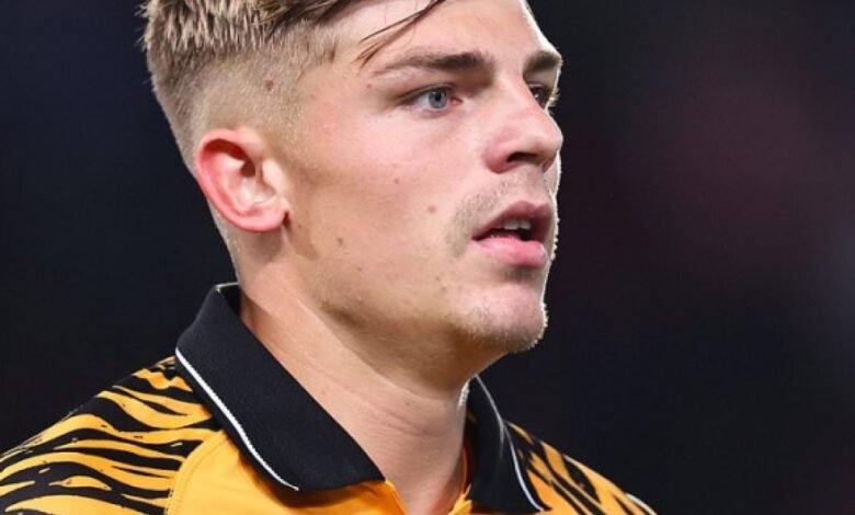 Olvídate de la ex estrella del Man United apareció por primera vez en 578 días, cuando fue a la corte con el nuevo club inglés después de ser una condena de conducción peligrosa.