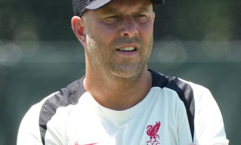 La actualización del tsunami se emite para el Liverpool amigable antes de la temporada en Japón con el lado de Arne Slot que enfrentará a Yokahama a pesar de la gran advertencia después del terremoto de 8.8 grados en Rusia.