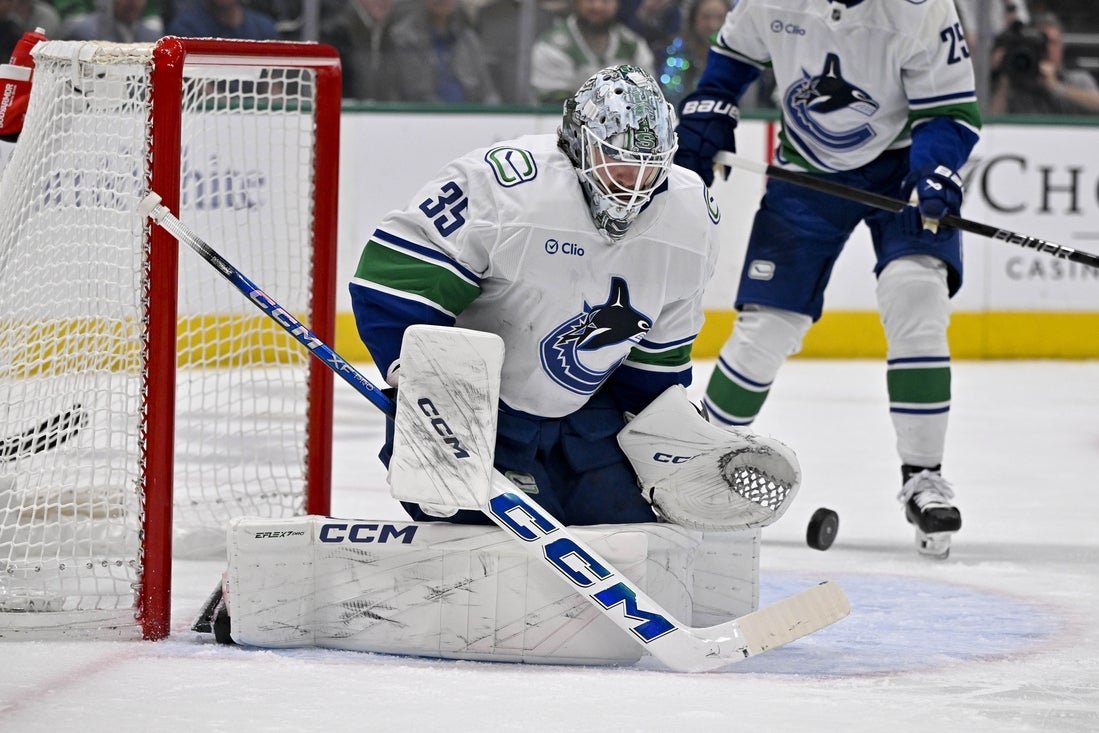 Los Canucks firmaron a Brock Boeser, Thatcher Demko, Conor Wreats para expandir