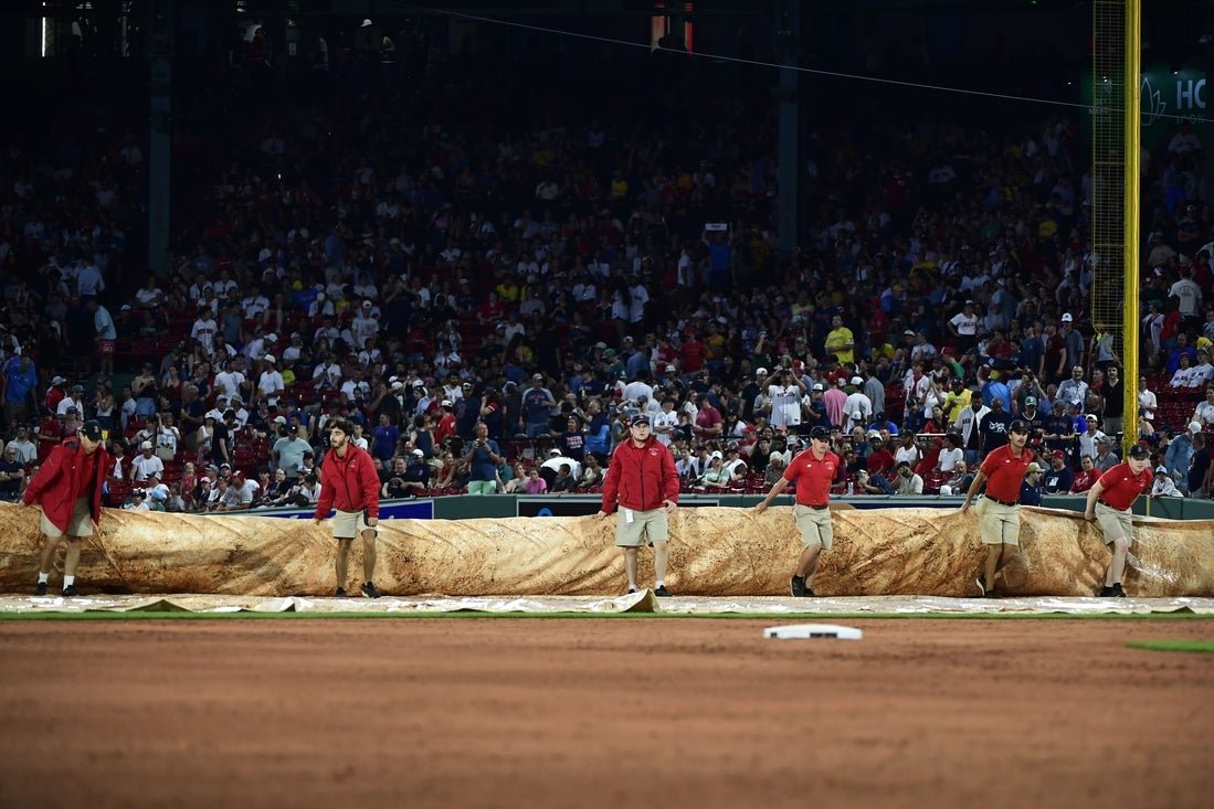 Red Sox, Reds está listo para continuar el juego suspendido en la cuarta mitad