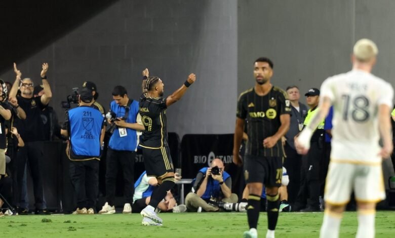 LA Galaxy anotó tarde en comparación con LAFC de mano corta para empatar 3-3 LA Galaxy anotó tarde en comparación con LAFC de mano corta para empatar 3-3