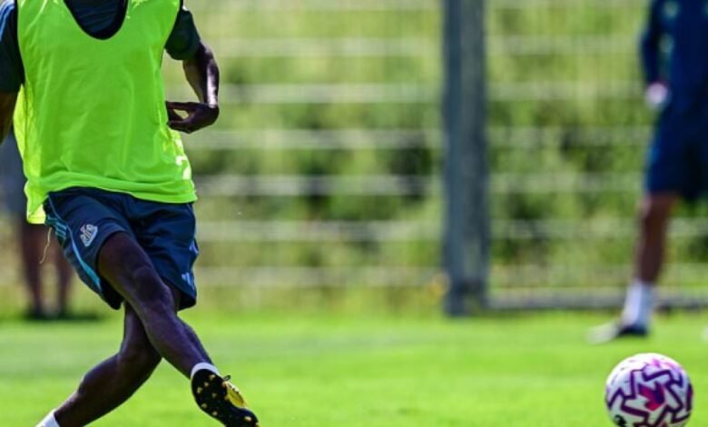 Los fanáticos de Newcastle entraron en Meltdown cuando el delantero estrella Alexander Isak buscó un viaje de transferencia y saltea la gira antes de la temporada lejana.