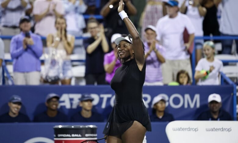 Venus Williams regresó para jugar al tenis para el seguro de salud. Venus Williams regresó para jugar al tenis para el seguro de salud.
