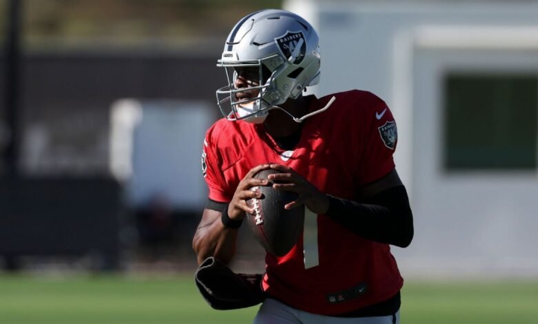 Campamento de entrenamiento 2025 de la NFL: Últimas noticias, zumbido para los 32 equipos