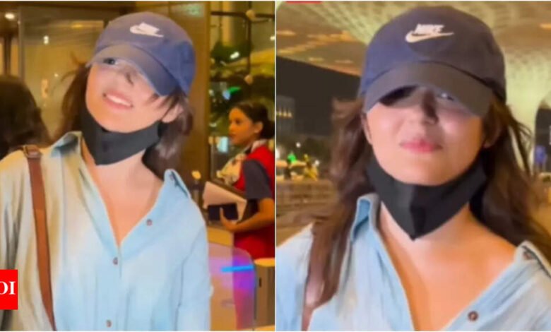 El actor de ‘Saira’ Anit Pada vio el aeropuerto; Solicitud de Paparazzi para cerrar la gorra y la máscara: ‘Muj Sharma a Rahi Hola’ | Noticias de la película hindi