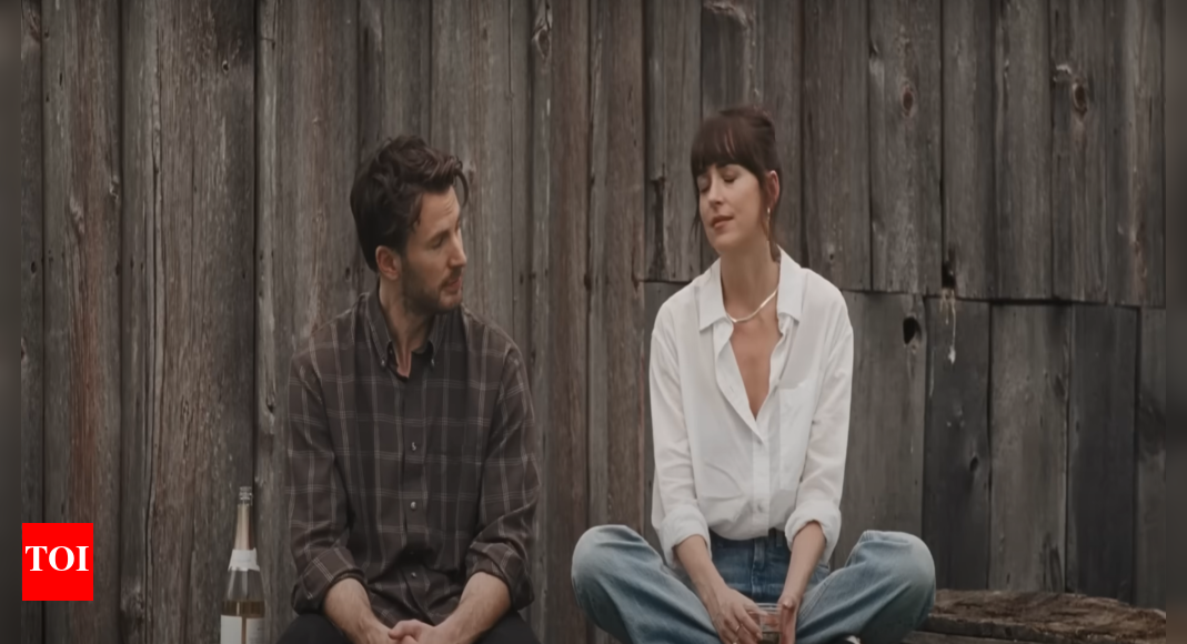 Joy taylor her vibe is down-to-earth, social and very