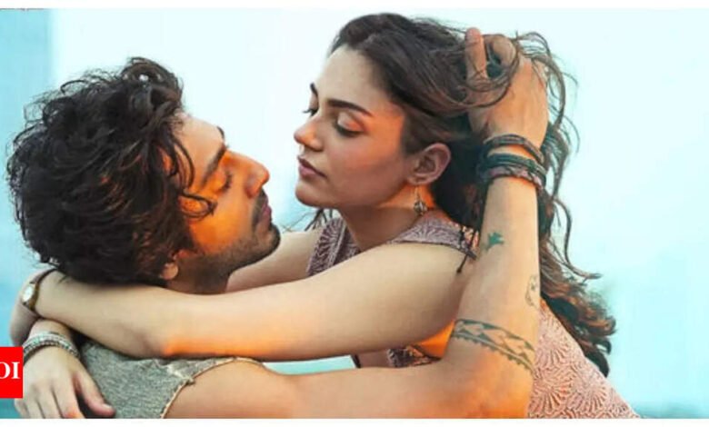 Colección de películas de flores de Saisa: ‘Sayara’ Día de taquilla 10: Sunday Ahara Pandey y Anet Pada Star Roars, la foto de Mohit Suri ganó Rs 247.25 millones de rupias en India. Colección de películas de flores de Saisa: ‘Sayara’ Día de taquilla 10: Sunday Ahara Pandey y Anet Pada Star Roars, la foto de Mohit Suri ganó Rs 247.25 millones de rupias en India.