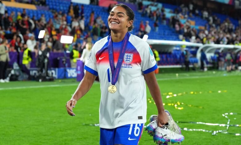 Jess Carter, las mujeres británicas, gracias por su apoyo después de aceptar que está ‘súper asustada’ de jugar al euro 2025 final | Noticias de fútbol Jess Carter, las mujeres británicas, gracias por su apoyo después de aceptar que está ‘súper asustada’ de jugar al euro 2025 final | Noticias de fútbol