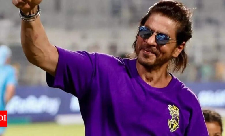 El nudarólogo dice: “Shah Rukh Khan lloró en el baño cuando su equipo perdió los partidos de IPL:” Cambiamos el uniforme del equipo y ganaron tres tazas “. El nudarólogo dice: “Shah Rukh Khan lloró en el baño cuando su equipo perdió los partidos de IPL:” Cambiamos el uniforme del equipo y ganaron tres tazas “.