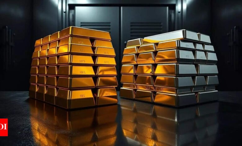 Predicción de precios de oro y plata hoy: ¿La tasa de oro se mantendrá por debajo de Rs 1 lakh Mark – ¿Cuál es la perspectiva y debería comprar o vender? Predicción de precios de oro y plata hoy: ¿La tasa de oro se mantendrá por debajo de Rs 1 lakh Mark – ¿Cuál es la perspectiva y debería comprar o vender?