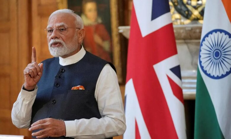 La compañía en el Reino Unido puede proporcionar servicios de telecomunicaciones, servicios de construcción en India sin una oficina local bajo CETA. La compañía en el Reino Unido puede proporcionar servicios de telecomunicaciones, servicios de construcción en India sin una oficina local bajo CETA.