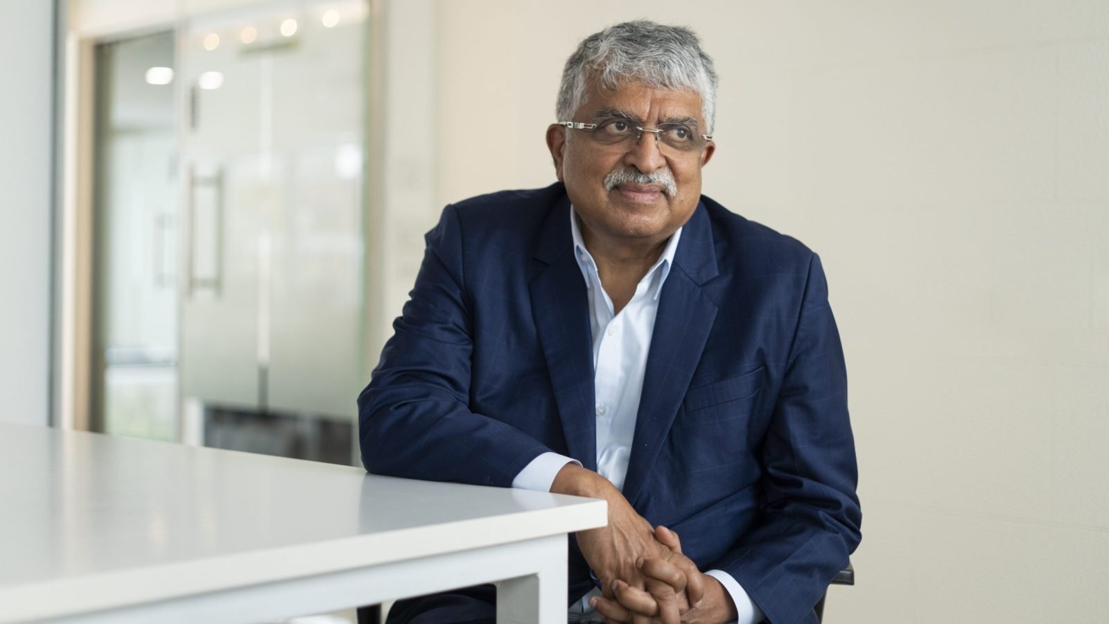 Pionero de la tecnología india Nandan Nilkani en el futuro de la inteligencia artificial, LLMS, competencia entre Estados Unidos – Qina