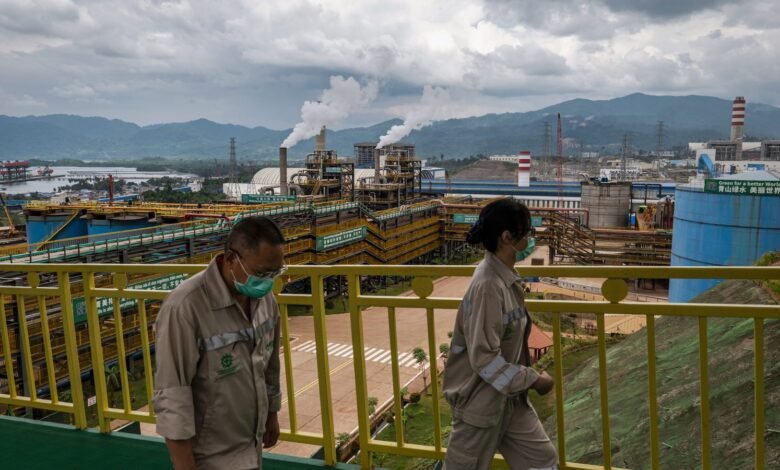 El níquel llevó al hijo -in -lao a las baterías de EV a Indonesia. Ahora los trabajos desaparecen