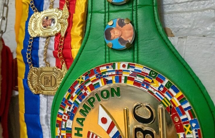 Oleksandr Usyk derrotó a Daniel DuBois por segunda vez