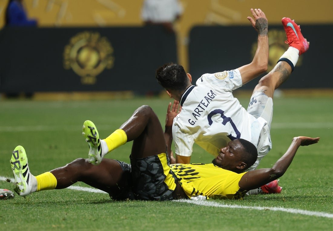 Borussia Dortmund Edge Monterrey, ganando un partido contra el Real Madrid