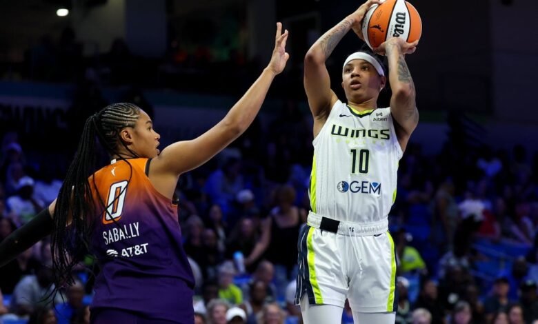 Aziaha James, Paige Buechers lleva alas de Mercury