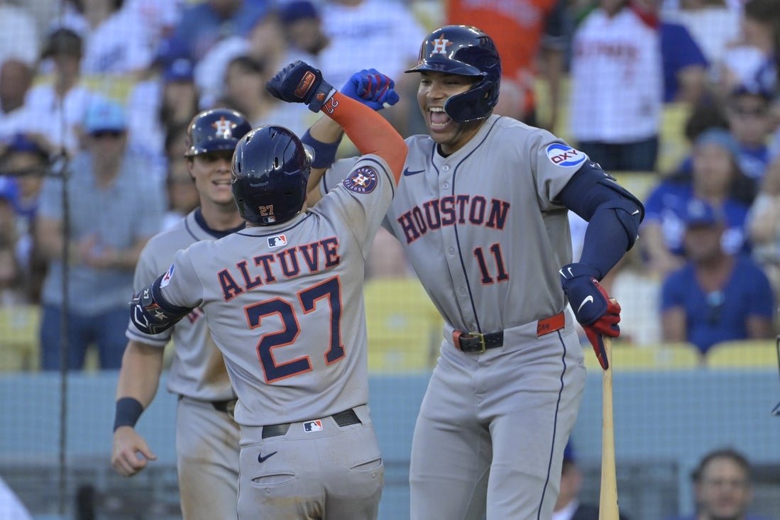 Astros Belt Cinco jonrones en 18-1 destruye Dodgers