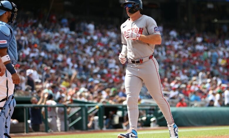 Tally de los Medias Rojas siete en la tercera mitad, Rout Nationals