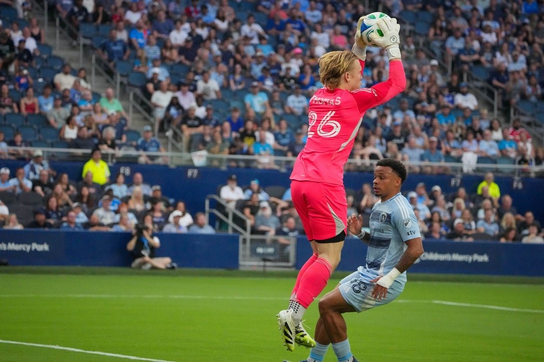 Los sonores atacan los tres goles originales, manteniendo deportes KC