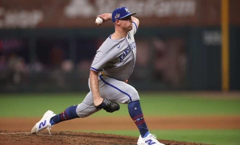 La familia real se mudó a Kris Bubic en un esfuerzo por prevenir el escaneo en comparación con los marlins La familia real se mudó a Kris Bubic en un esfuerzo por prevenir el escaneo en comparación con los marlins