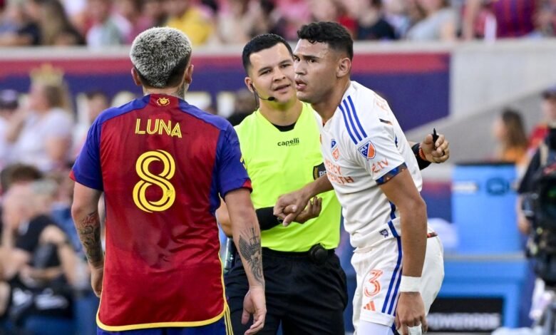 El FC Cincinnati anotó tarde hasta la parte superior de Salt Lake, manteniendo la posición superior en el este El FC Cincinnati anotó tarde hasta la parte superior de Salt Lake, manteniendo la posición superior en el este