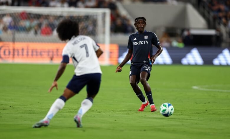 El objetivo tardío del novato San Diego Ian Pilcher gana muchos sorteos con Whitecaps