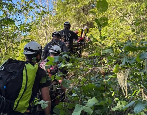 Hombre rescatado después de caer, hiriéndose la pierna en Abiqua Falls