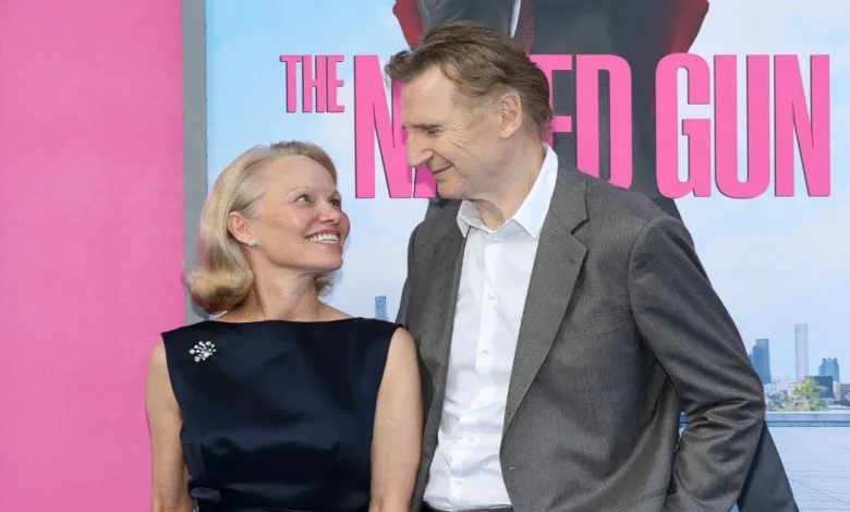 733 -Year -old Liam Nison oficialmente 58 -Year -old Pamela Anderson está saliendo: una mirada en su historia salvaje de amor
