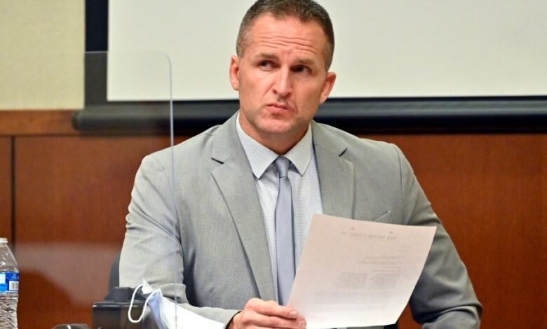 Ex oficial en Breonna Taylor Raid sentenciado a casi 3 años de prisión Ex oficial en Breonna Taylor Raid sentenciado a casi 3 años de prisión