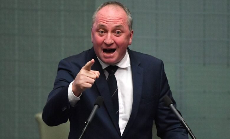 La coalición se disculpa cuando Barnaby y el equipo intentan poner calor en la política neta de cero