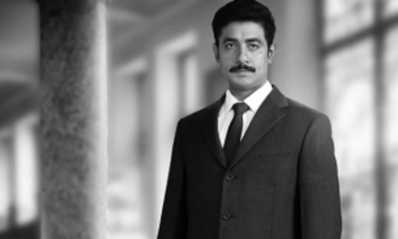 Arya Anjanan interpretará a los Ramados de Polyterian en la película biográfica titulada Iya