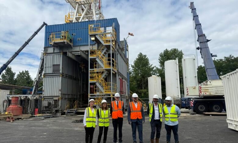 Comenzar a perforar para el proyecto de calefacción en Dugny y Le Bourget, Francia